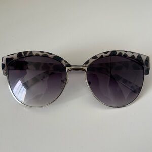 Stylish Leopard Print Cat Eye Sunglasses - Gray Lenses